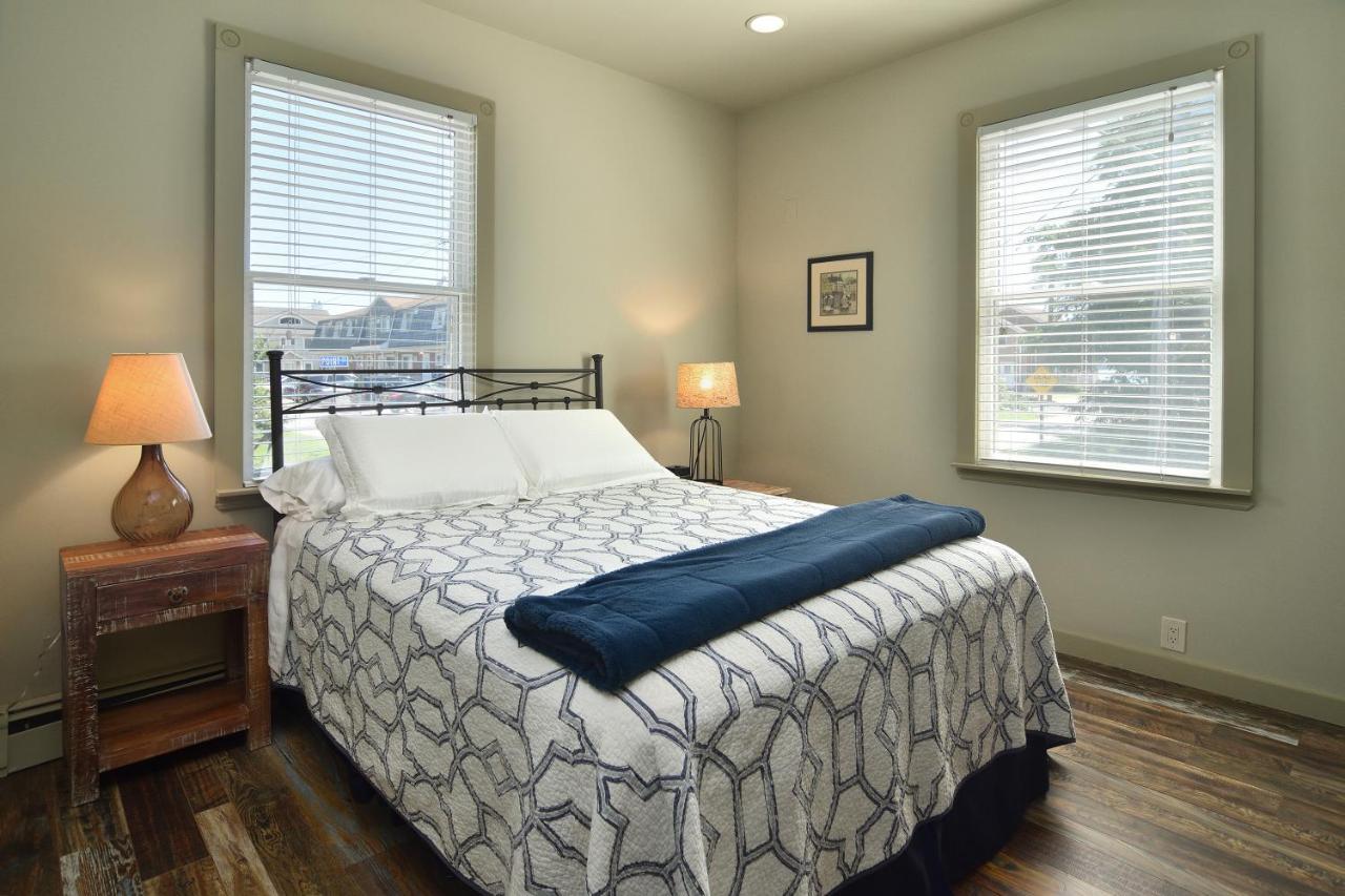 Bay Breeze Inn South Jamesport Extérieur photo