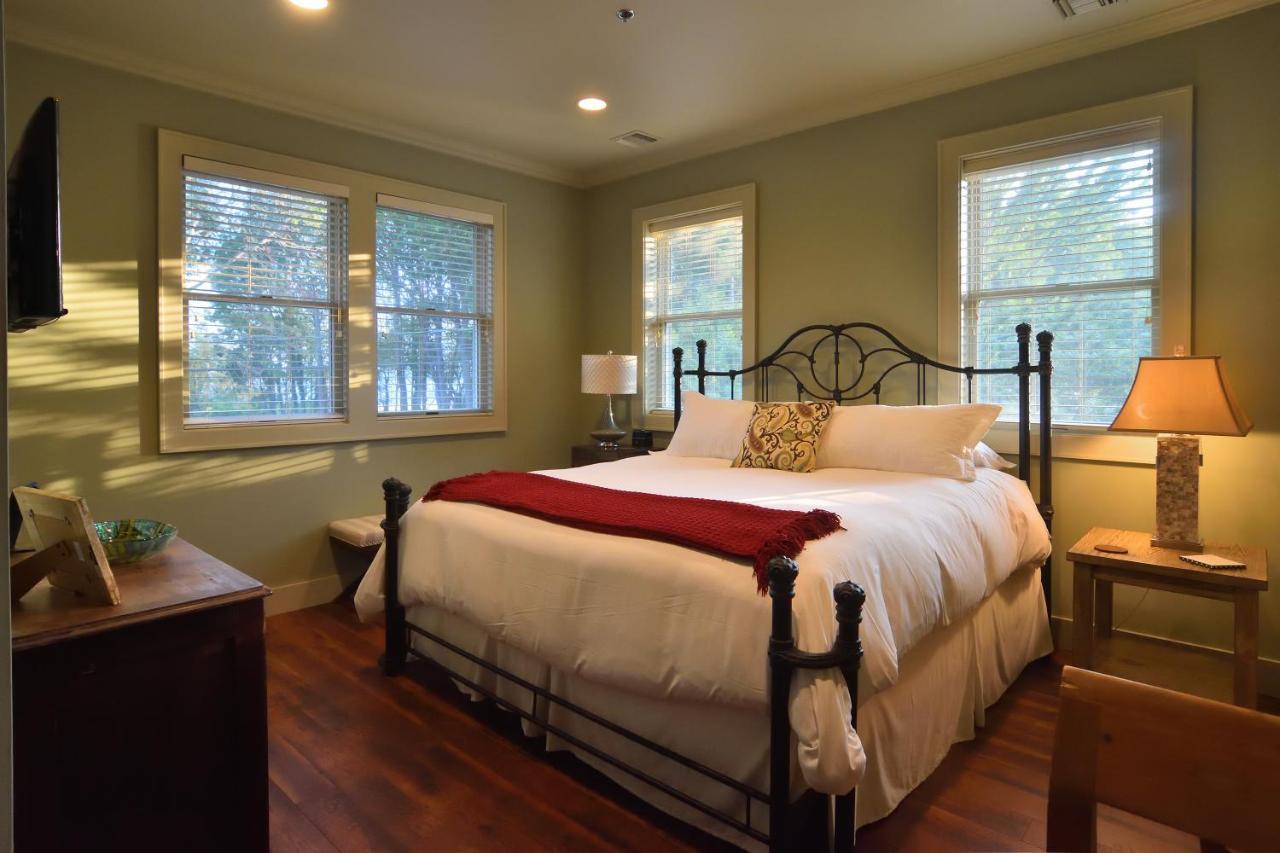 Bay Breeze Inn South Jamesport Extérieur photo