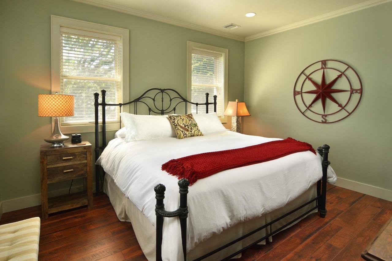 Bay Breeze Inn South Jamesport Extérieur photo
