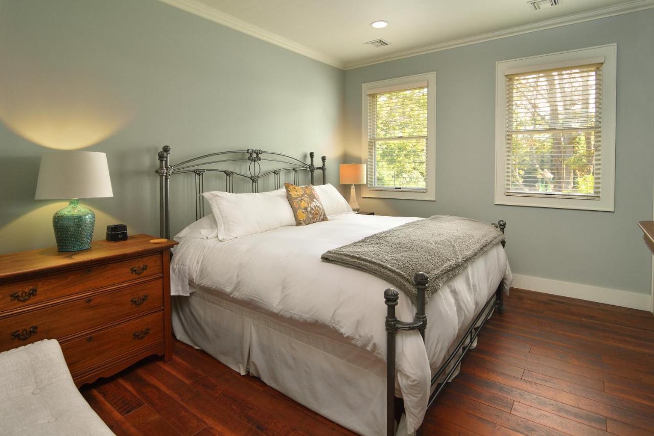 Bay Breeze Inn South Jamesport Extérieur photo